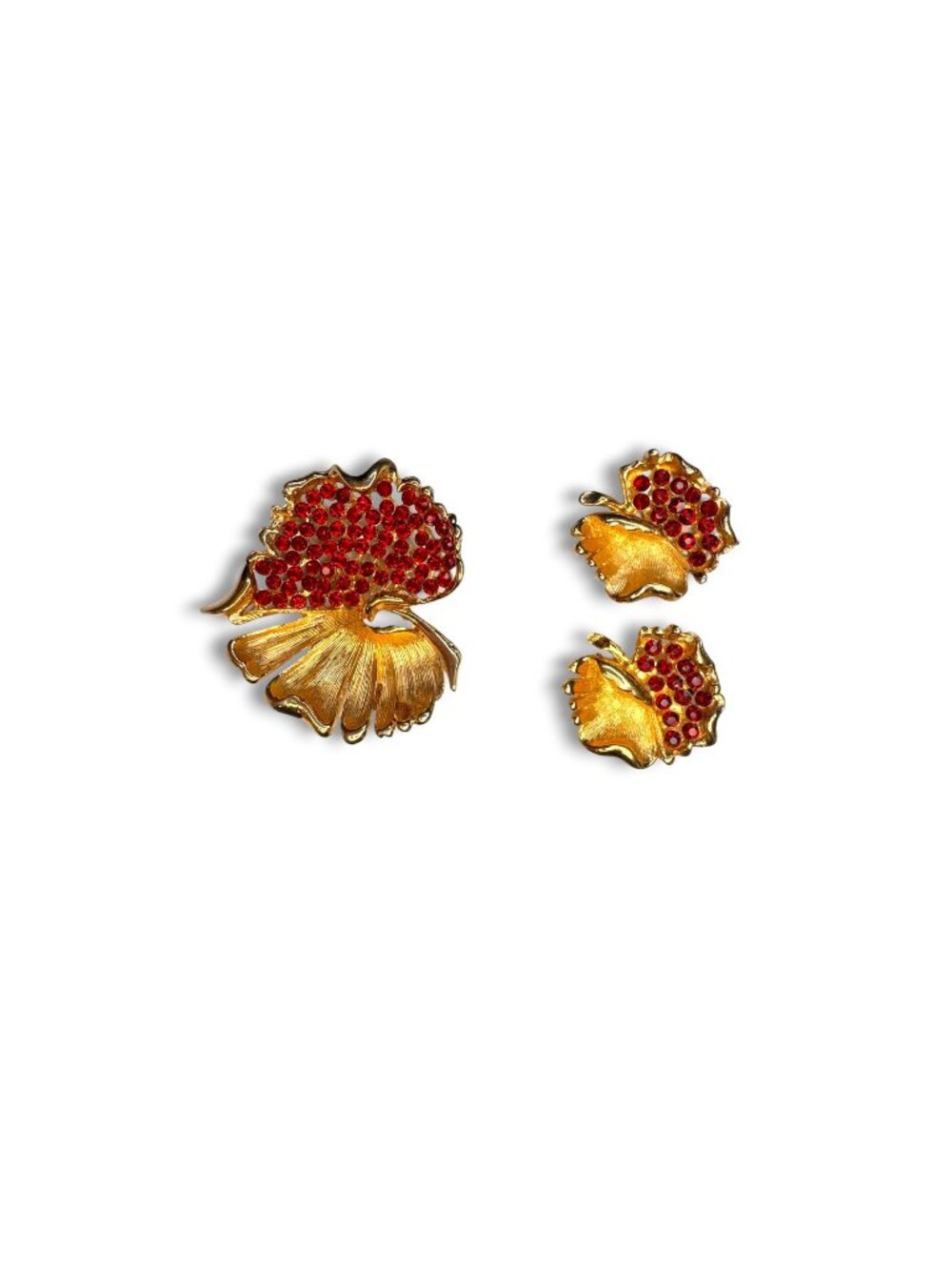 BSK Red Rhinestone Leaf Brooch Earrings Set Gold Tone Omega Back 1960s Vintage